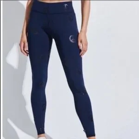 TEREZ x PELOTON peace leggings large - Picture 2 of 3